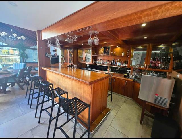 5 BEDROOM HOUSE FOR SALE IN BLUE GILL